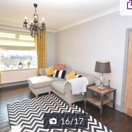 Charming 3 Bedroom House With A Warmth Character Glyn Neath Exteriör bild